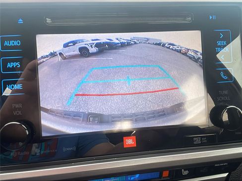 Used 2019 Toyota Tacoma Limited image 29