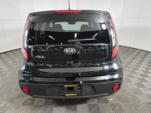 Used 2019 Kia Soul FWD image 4