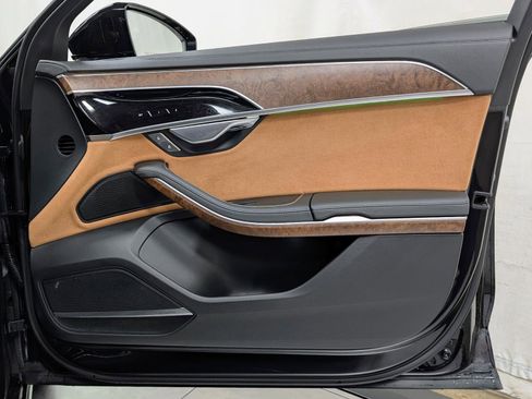 Used 2024 Audi A8 L 3.0T w/ Comfort Plus Package image 28