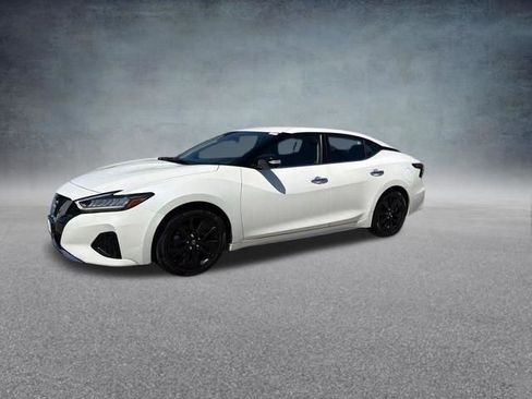 Used 2023 Nissan Maxima SV w/ Floor Mat Group FWD image 13