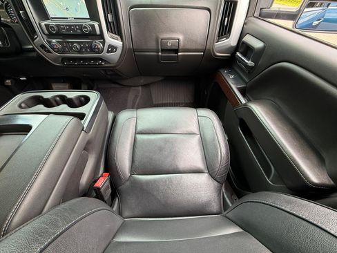 Used 2018 GMC Sierra 1500 SLT w/ SLT Premium Package AWD/4WD image 31