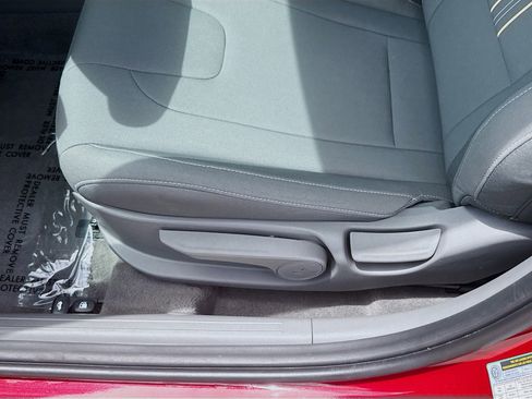 Certified 2026 Hyundai Elantra Sport FWD image 15
