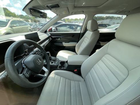 Used 2025 Honda CR-V EX-L image 7