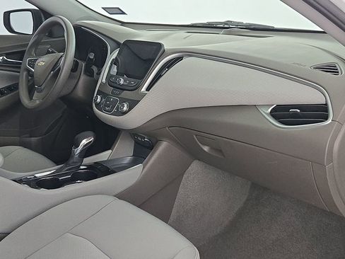 Used 2023 Chevrolet Malibu LS FWD image 33