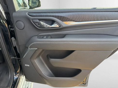 Used 2021 GMC Yukon Denali w/ Denali Ultimate Package image 31