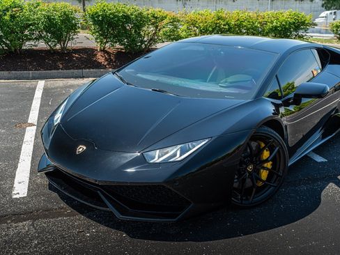 Used 2015 Lamborghini Huracan LP 610-4 AWD/4WD image 90
