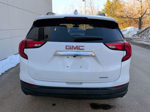 Used 2019 GMC Terrain SLE w/ Driver Convenience Package image 8