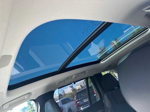 Certified 2025 Volvo XC90 B6 Ultra w/ Protection Package Premier image 24