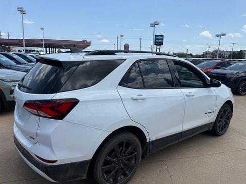 Used 2023 Chevrolet Equinox RS FWD image 6