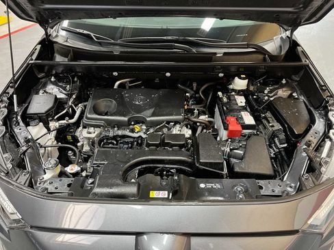Used 2025 Toyota RAV4 LE AWD/4WD image 29