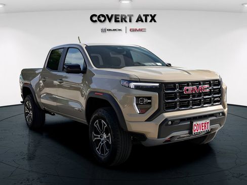 Used 2023 GMC Canyon AT4 w/ AT4 Premium Package AWD/4WD image 9