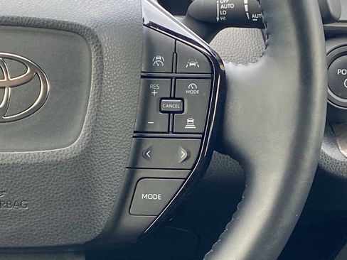 Certified 2024 Toyota Prius XLE image 18