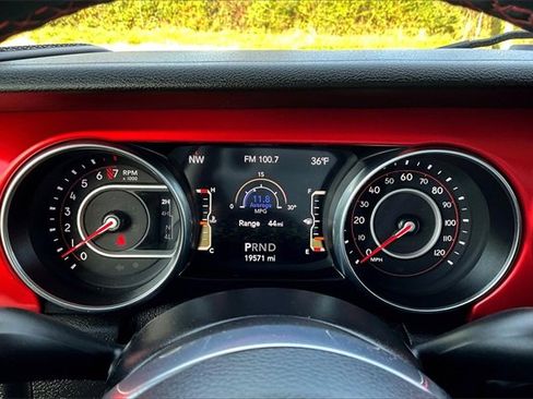 Used 2020 Jeep Gladiator Rubicon image 22
