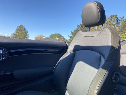 Used 2022 MINI Cooper Convertible image 20