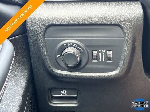 Used 2025 Jeep Grand Cherokee L Laredo w/ Luxury Tech Group I AWD/4WD image 36