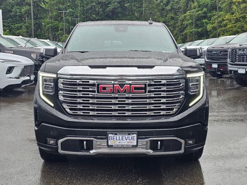 Used 2025 GMC Sierra 1500 Denali w/ Denali Reserve Package AWD/4WD image 8