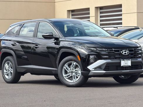 New 2026 Hyundai Tucson SE AWD/4WD image 2