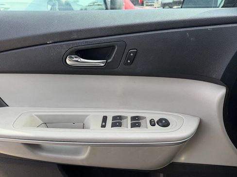 Used 2012 GMC Acadia SLT AWD/4WD image 28
