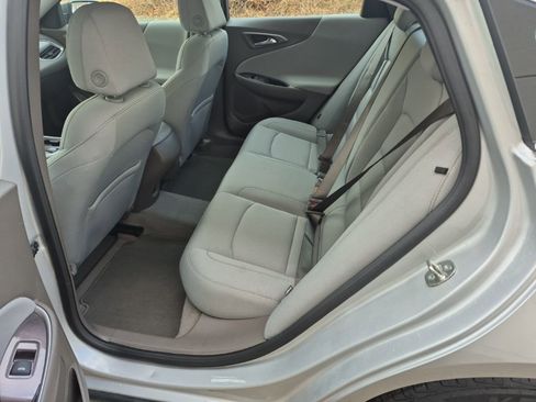 Used 2020 Chevrolet Malibu LS image 11
