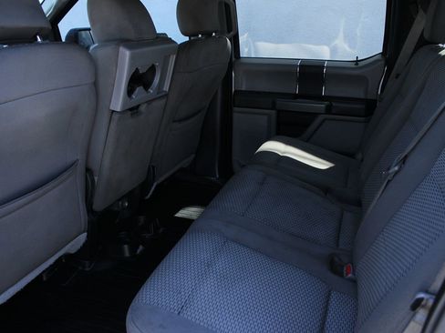 Used 2017 Ford F150 XLT RWD image 13