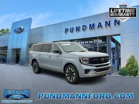 New 2026 Ford Expedition Max Platinum w/ Driver's Package image 1