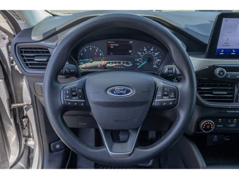 Used 2022 Ford Escape SE FWD image 21