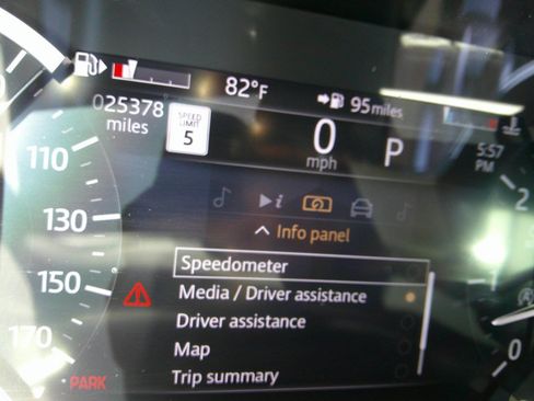 Used 2023 Jaguar XF R-Dynamic SE AWD/4WD image 26