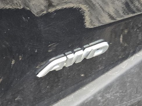 Used 2020 Toyota RAV4 Limited image 17