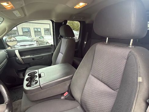 Used 2010 Chevrolet Silverado 1500 LT w/ Power Pack Plus AWD/4WD image 15