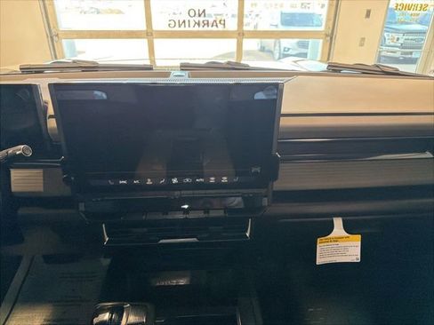New 2026 GMC Hummer EV 4x4 Crew Cab image 31