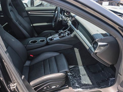 Used 2022 Porsche Panamera Platinum Edition RWD image 17