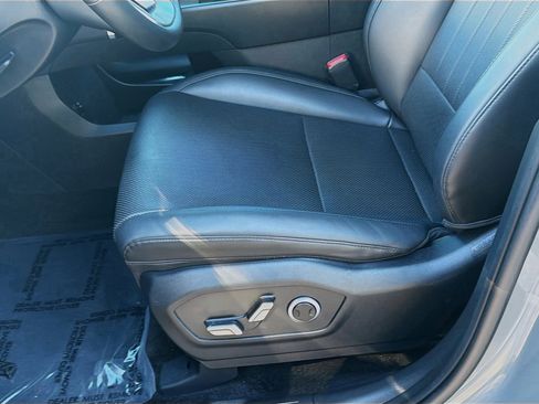 Used 2024 Hyundai Santa Fe XRT image 13