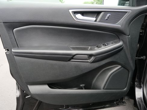 Used 2023 Ford Edge SEL w/ Convenience Package AWD/4WD image 13