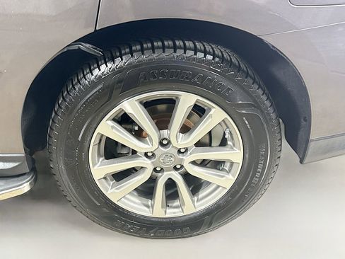 Used 2016 Nissan Pathfinder S image 29