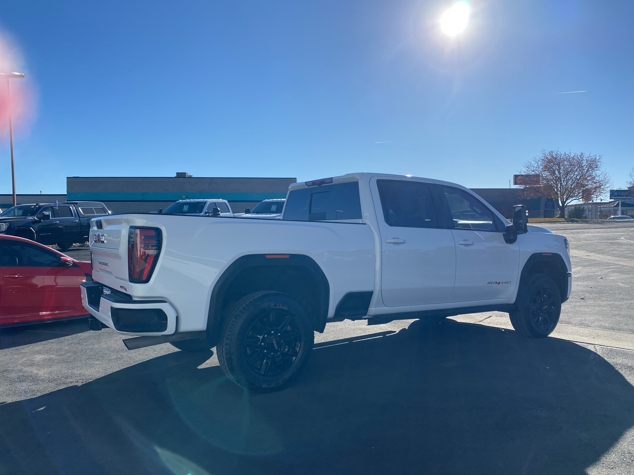 Used 2024 GMC Sierra 2500 AT4 w/ AT4 Premium Plus Package AWD/4WD image 26
