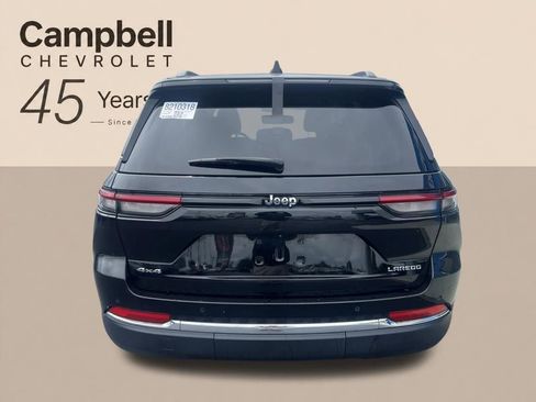 Used 2023 Jeep Grand Cherokee Laredo AWD/4WD image 35