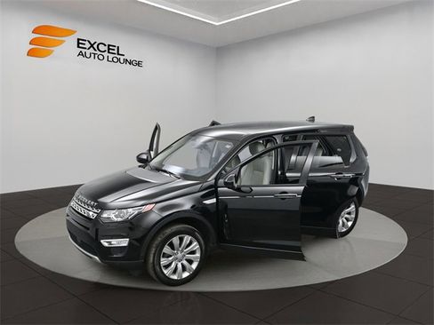 Used 2018 Land Rover Discovery Sport HSE Luxury image 57