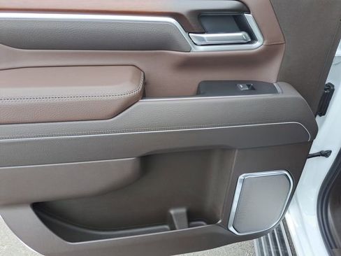 New 2026 GMC Sierra 2500 Denali w/ Denali Reserve Package image 10