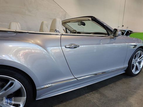 Used 2017 Bentley Continental GT Speed image 10