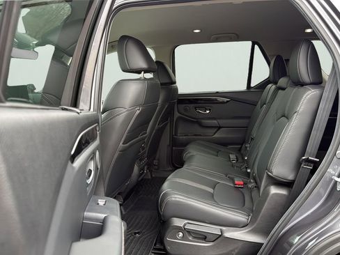 Used 2025 Honda Pilot EX-L image 22