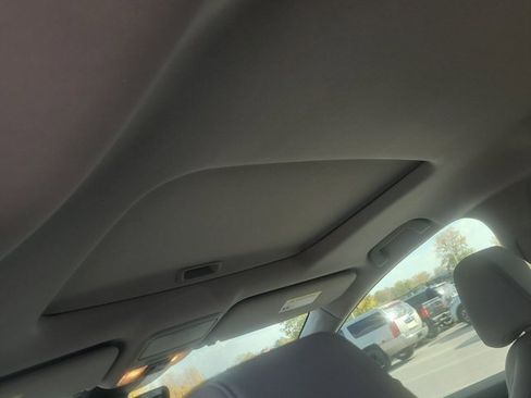 Used 2024 Honda Odyssey EX-L image 9