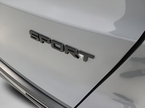 Used 2024 Honda CR-V Sport image 8
