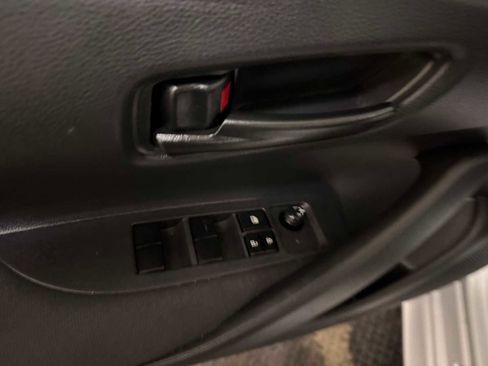 Certified 2024 Toyota Corolla LE image 21