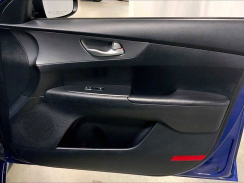 Used 2019 Kia Forte LXS image 22