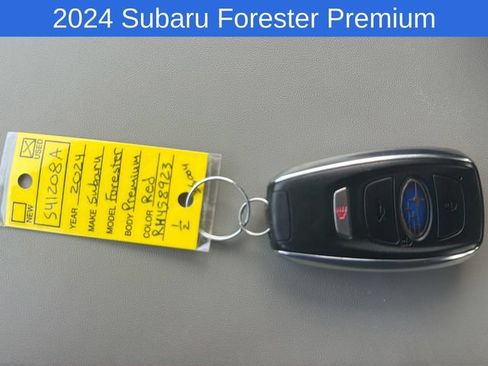 Used 2024 Subaru Forester Premium AWD/4WD image 28