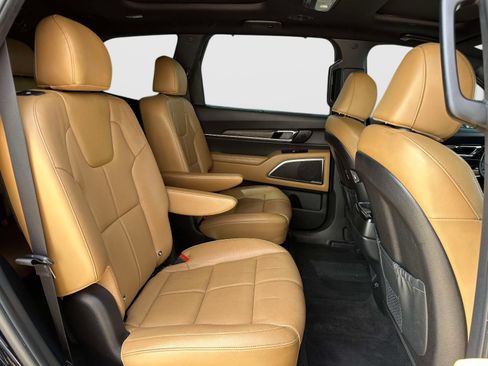 Used 2022 Kia Telluride SX w/ Towing Package FWD image 10
