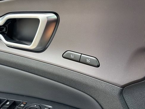 Certified 2026 Kia Sportage SX image 10