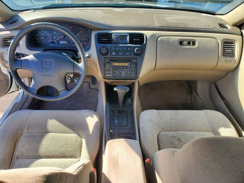 Used 2000 Honda Accord EX image 22
