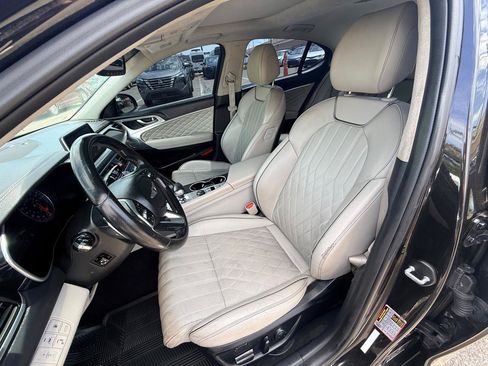 Used 2019 Genesis G70 2.0T Advanced w/ Dynamic Package RWD image 7