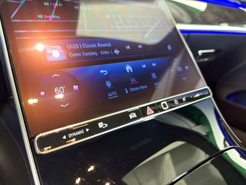 Used 2024 Mercedes-Benz S 580 S 580 image 42